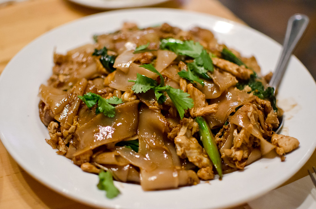 A simple recipe for making Stir-Fried Soy Sauce Noodles